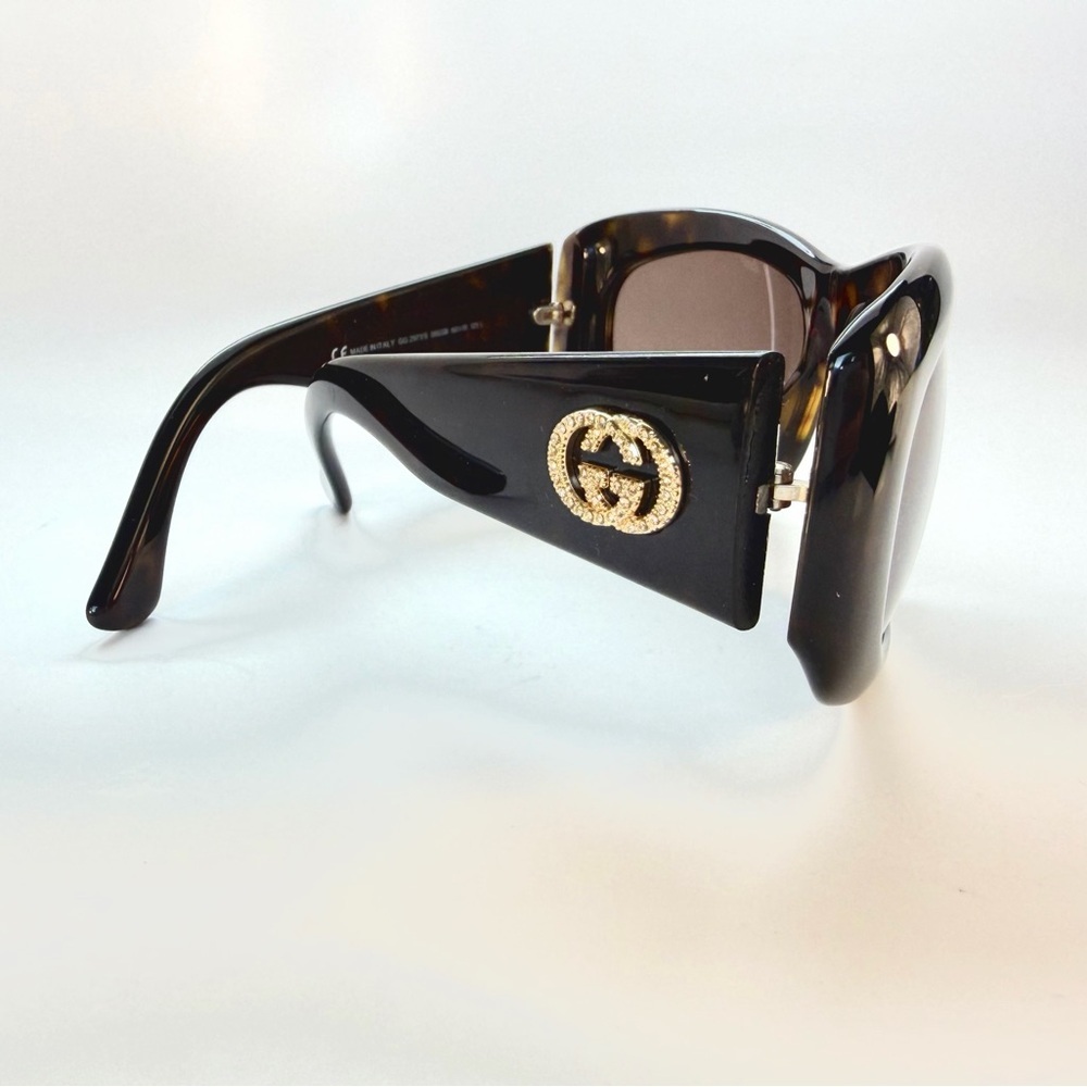 Vintage Gucci Black & Tortoise Sunglasses with Gold GG Emblem